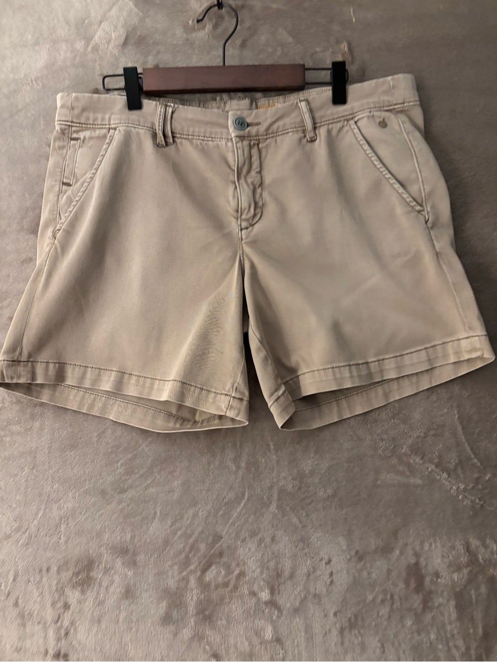 Pilcro and the Letterpress Hyphen Chino Shorts Women’s Size 30 Beige - Picture 1 of 9